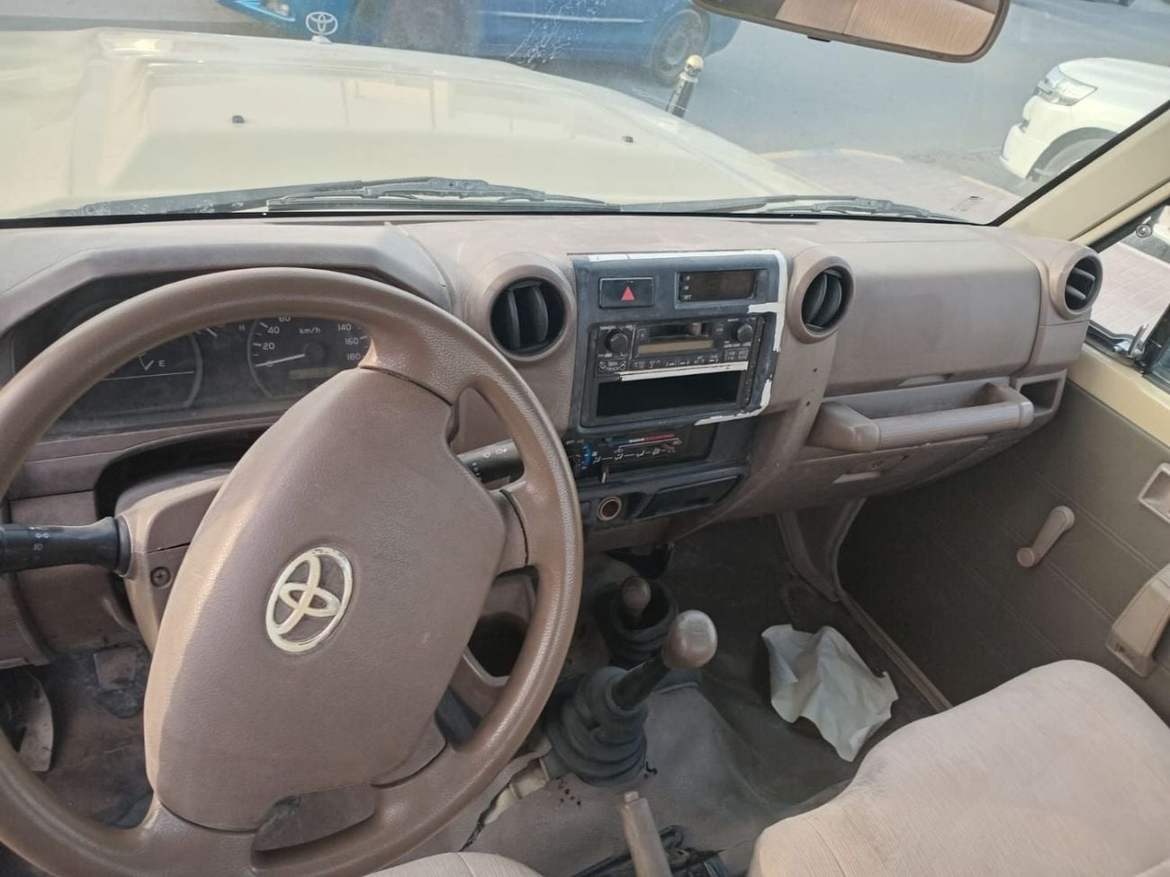 تويوتا لاند كروزر بيك آب SC 4.2L 4WD DIESEL MANUAL TRANSMISSION