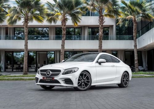 مرسيدس بنز C 200 C200 | 2,155 P.M | 0% Downpayment | Coupe FSH!