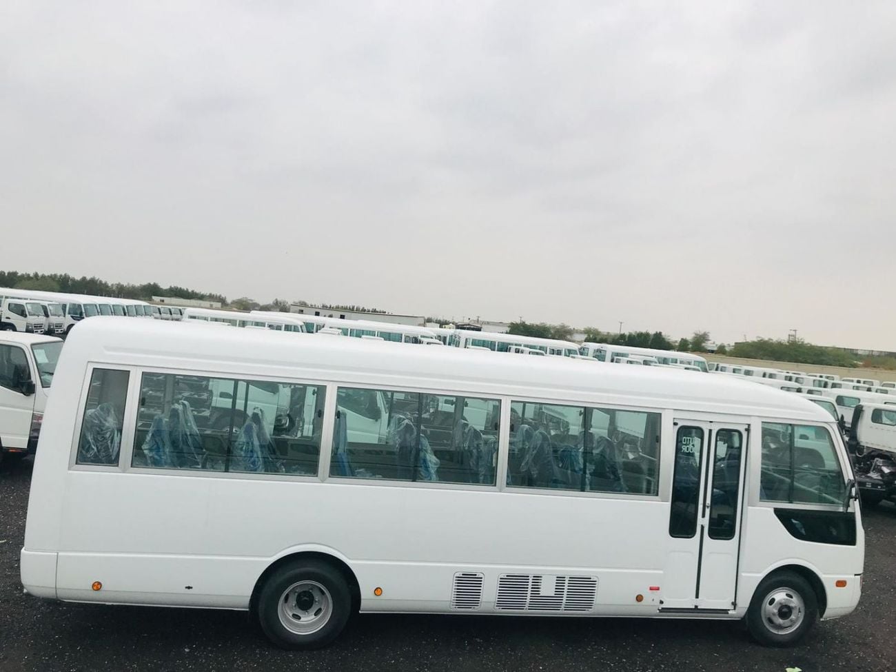 ميتسوبيشي روزا Mitsubishi Rosa 4.2 MT diesel 2026 GCC 26 seaters with ABS