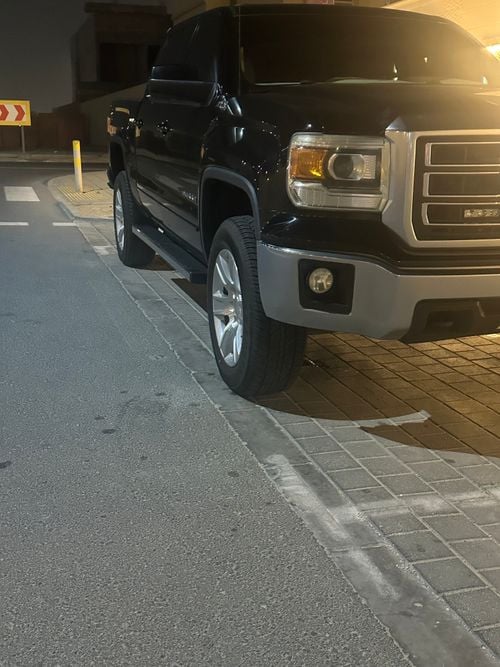 GMC Sierra