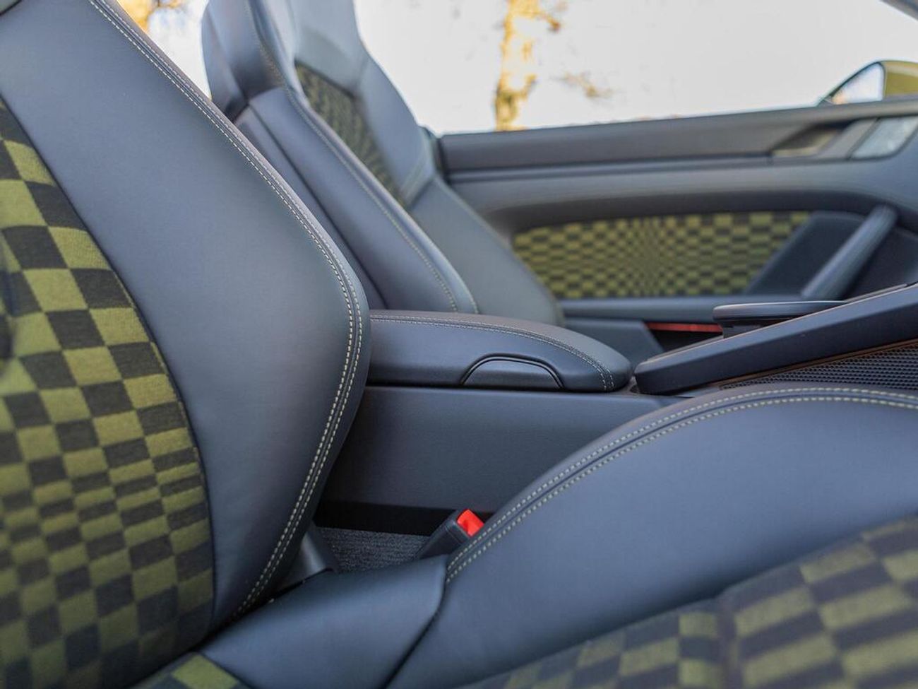 Porsche 911 3.6 T-Hybrid 992 Spirit 70 PDK Euro 6 (s/s) 2dr (EXPORT ONLY)