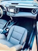 Toyota RAV4 LE 2.5L Cylinder 4 Hybrid Automatic 5 Seats 5 Doors