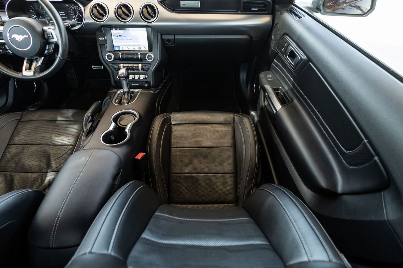 Ford Mustang GT Premium 5.0L V8