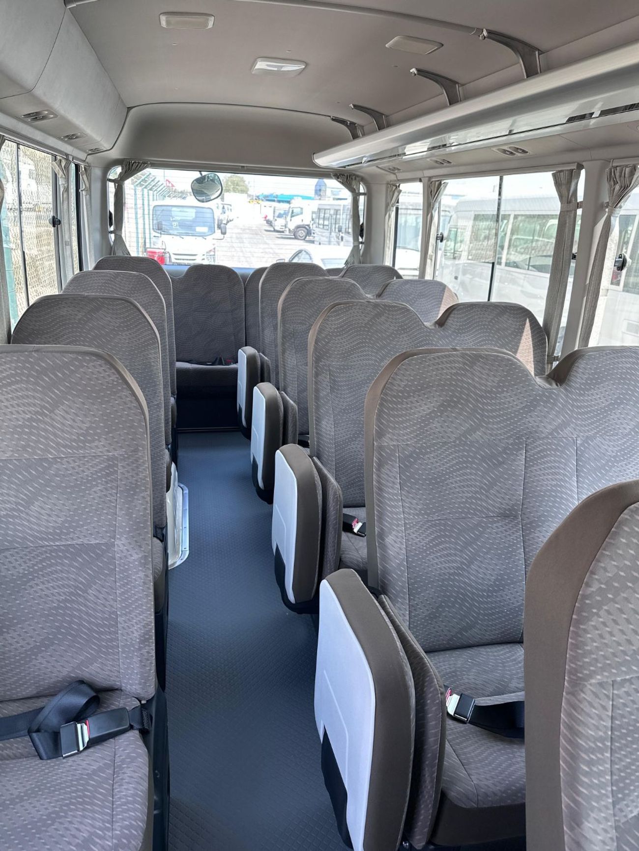 تويوتا كوستر TOYOTA COASTER 4.2L DIESEL 3O SEATER