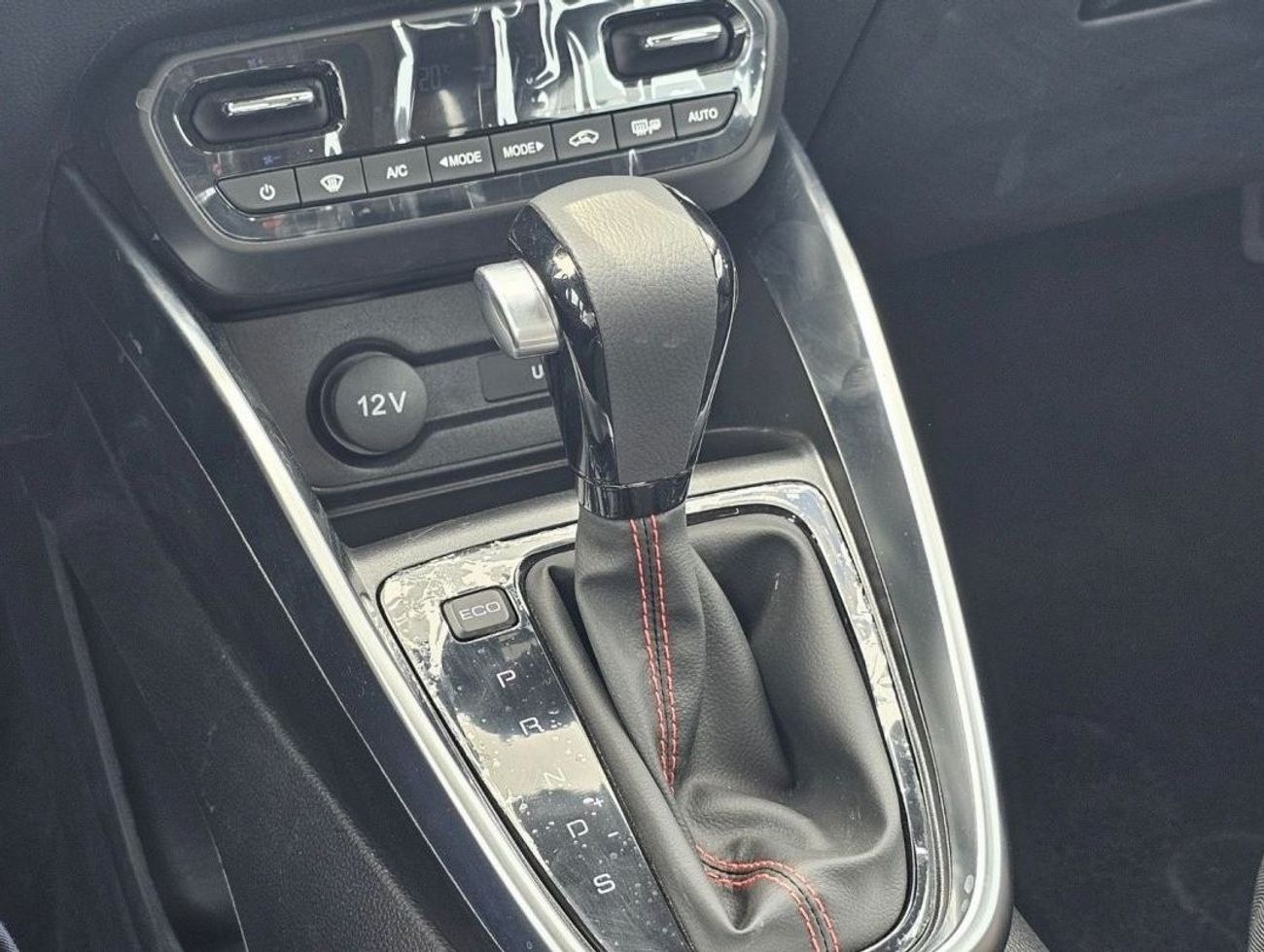 شيفروليه جروف Chevrolet Groove Premier 1.5L Petrol 2024 Model Year Color Grey