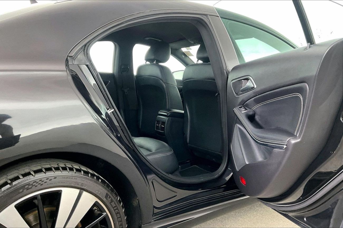 مرسيدس بنز CLA 200 Standard | National Day Celebration | شامل الضمان | 0 ﺪﻔﻋﺓ ﺃﻮﻟﻯ