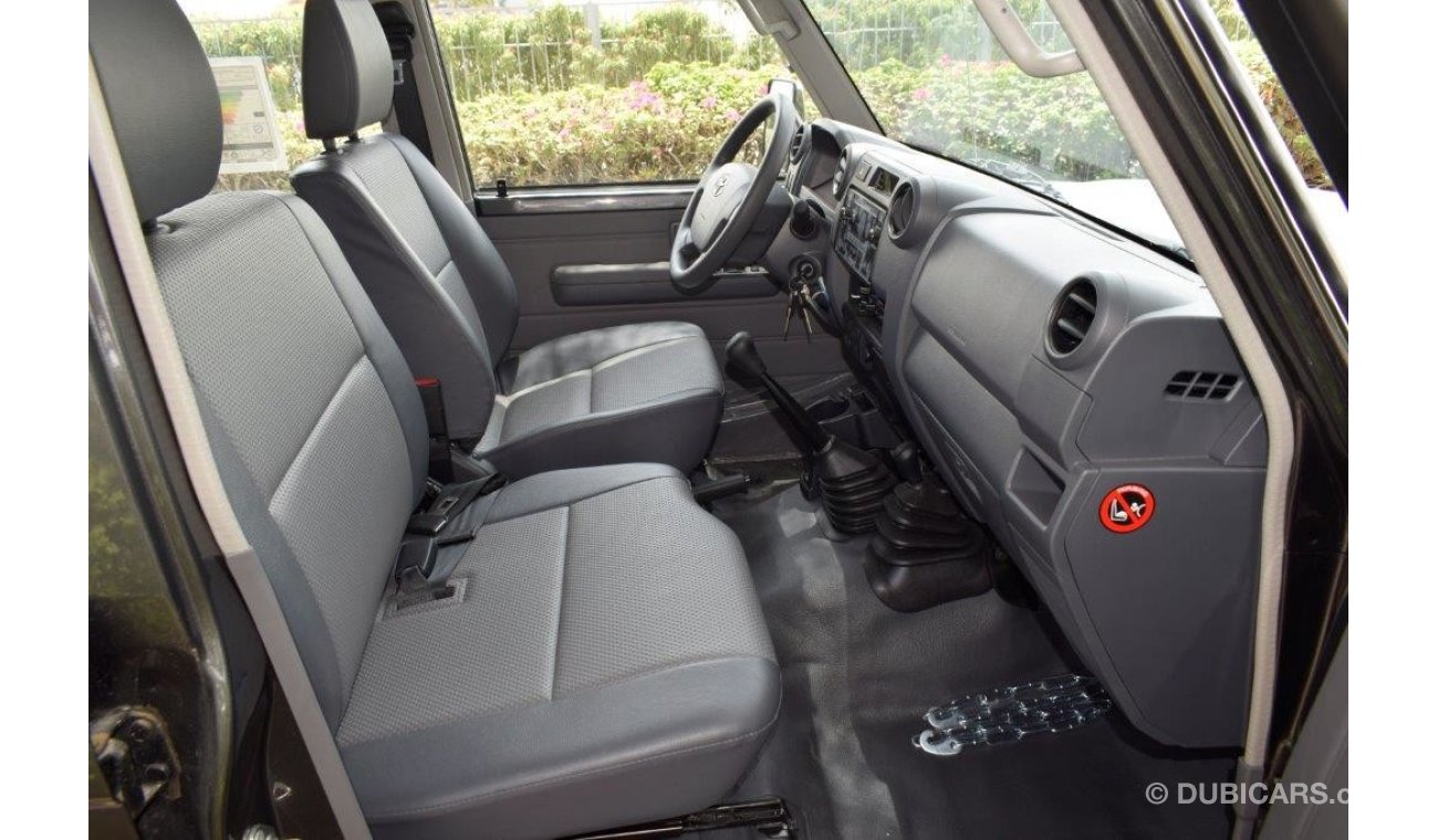 Toyota Land Cruiser Pick Up 79 Double Cabin 4.5L V8 Diesel XTREME