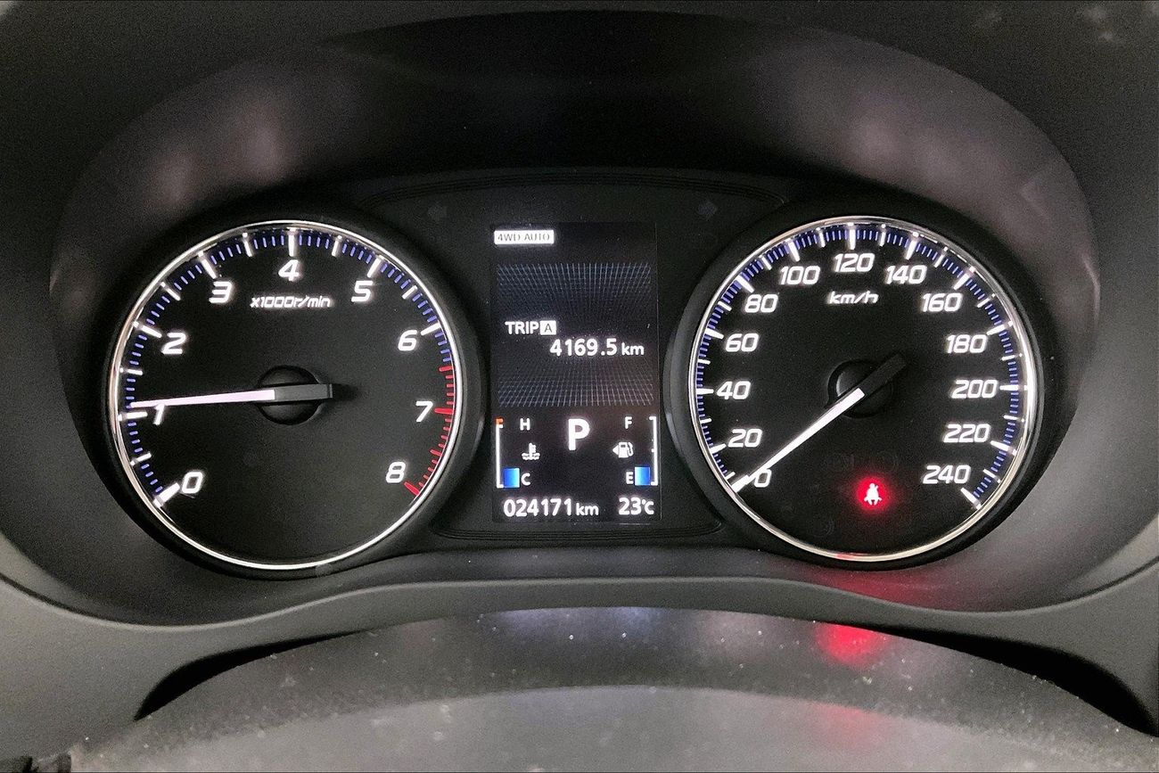 Mitsubishi Outlander GLX Midline| 1 year free warranty | Flood Free