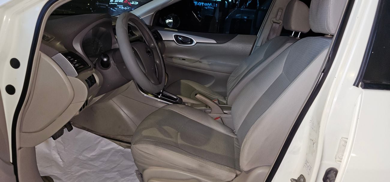 Nissan Tiida Nissan tiida 2015 GCC 1.6