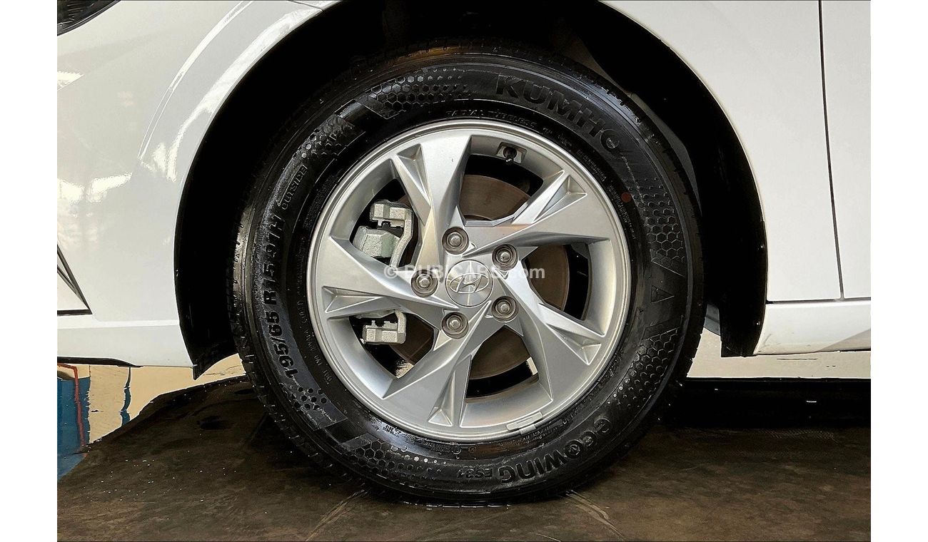 Hyundai Elantra Smart