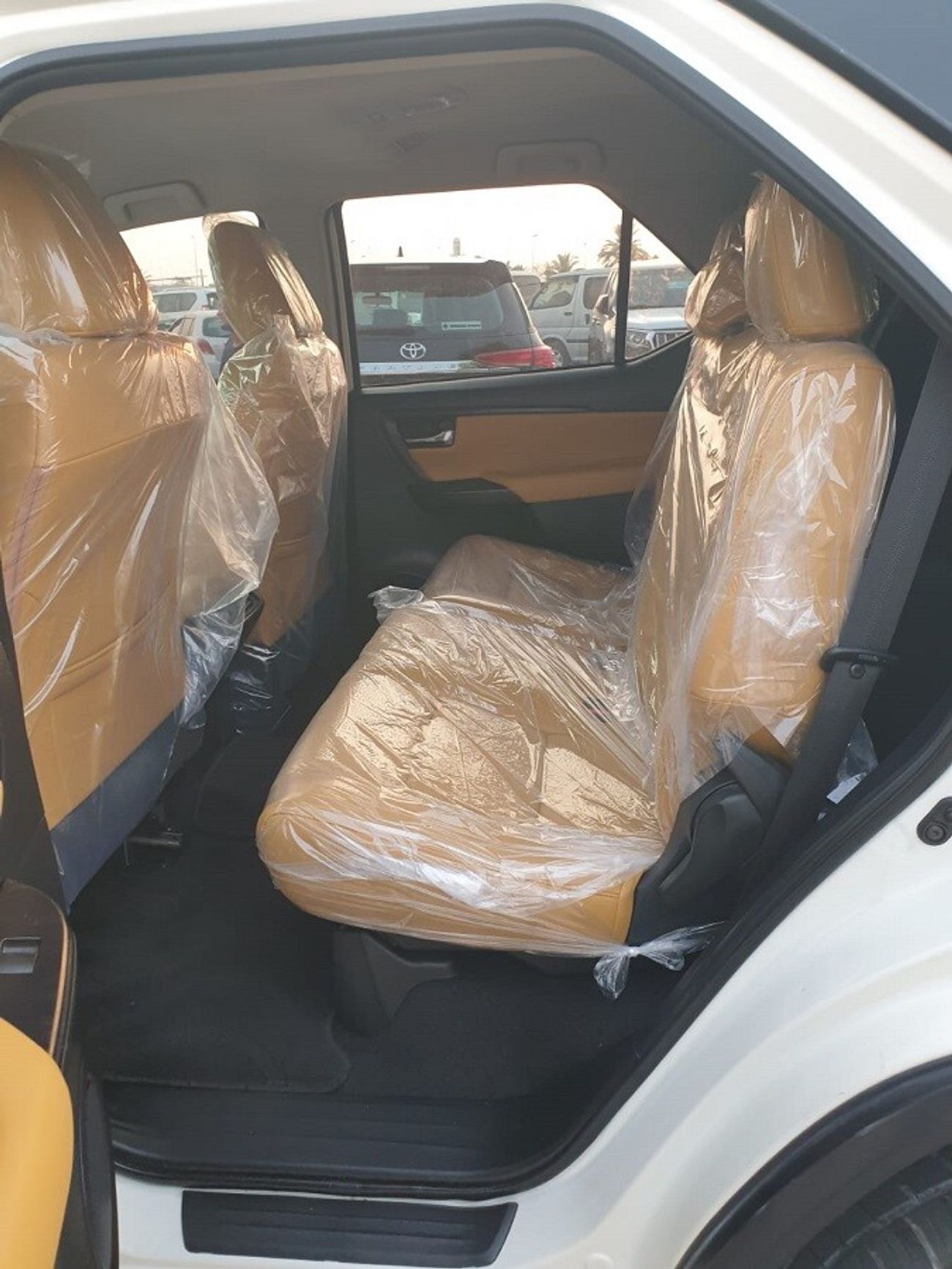 Toyota Fortuner 2.7L 4WD PETROL (USED)