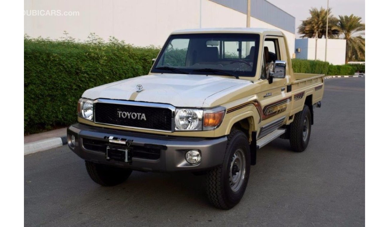 Toyota Land Cruiser Pick Up 2018 MODEL SINGLE CAB PICKUP LX V6 4.0L PETROL  4WD, WINCH, DIFF.LOCK  MANUAL