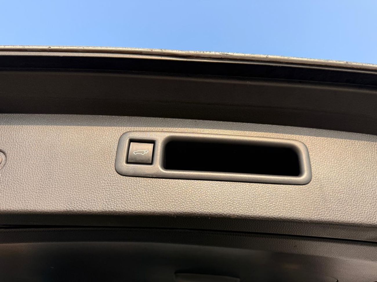 Toyota Highlander Hybrid platinum 2.5L 360 camera | panoramic | leather seats Full option