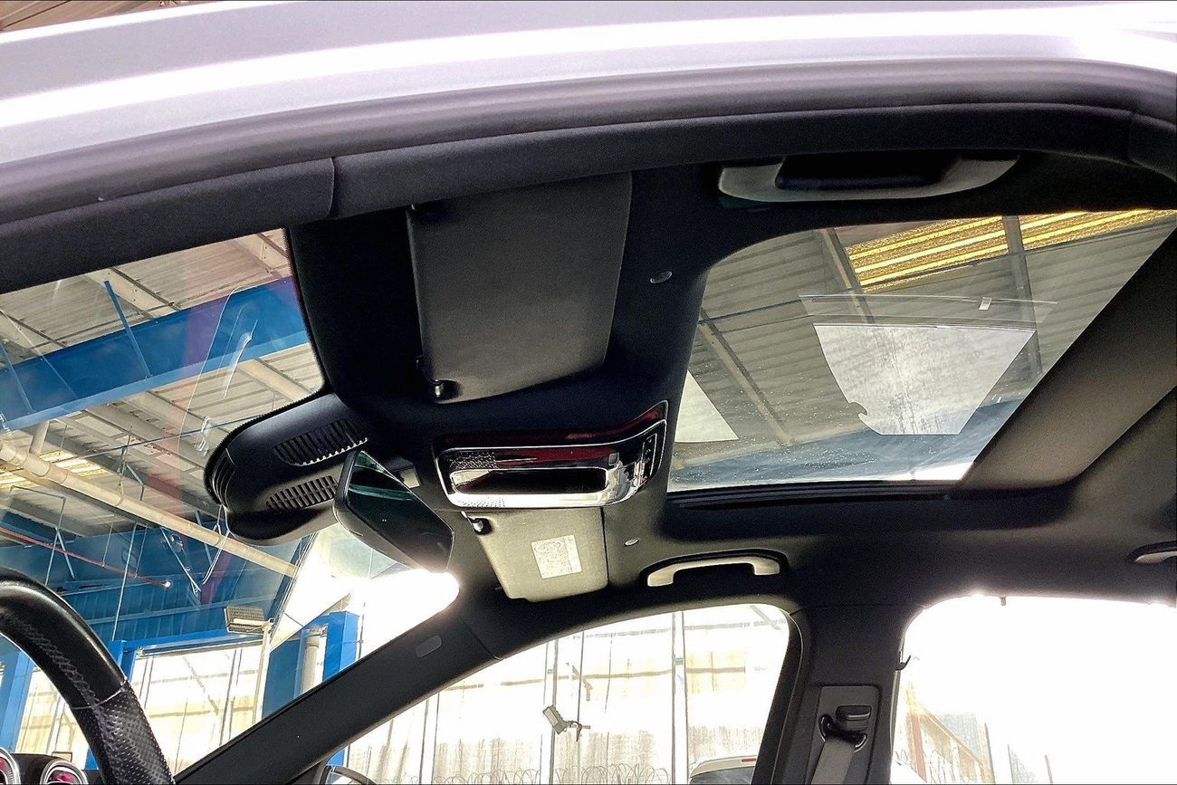 مرسيدس بنز C 200 Premium (AMG Line) | شامل الضمان | 0 ﺪﻔﻋﺓ ﺃﻮﻟﻯ