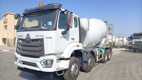 Sinotruk HOWO N7G 8x4 Mixer MC11.43-30