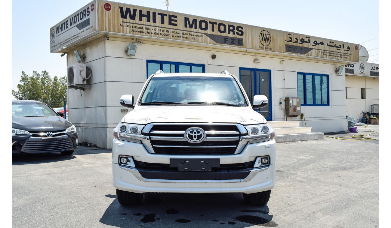 تويوتا لاند كروزر VXR