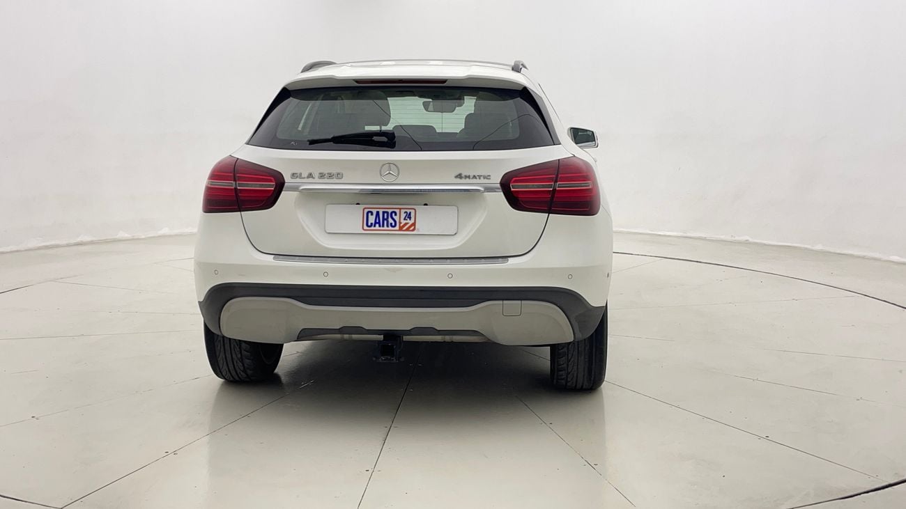 مرسيدس بنز GLA 220 PREMIUM 2 | بدون دفعة مقدمة | اختبار القيادة في المنزل