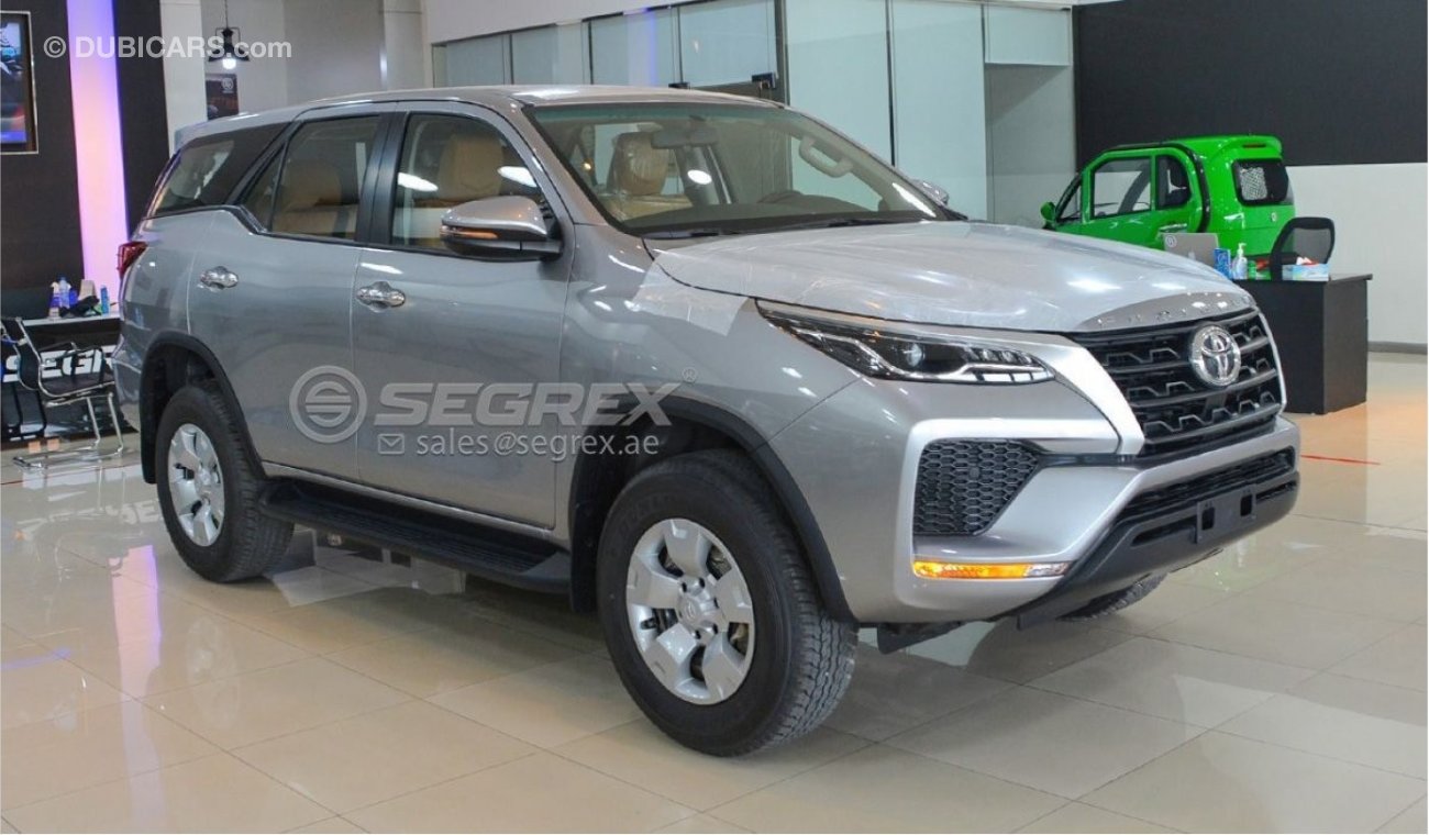 تويوتا فورتونر 2.7L PETROL 4WD AT SR5 WITH CLIMATE CONTROL FOR EXPORT