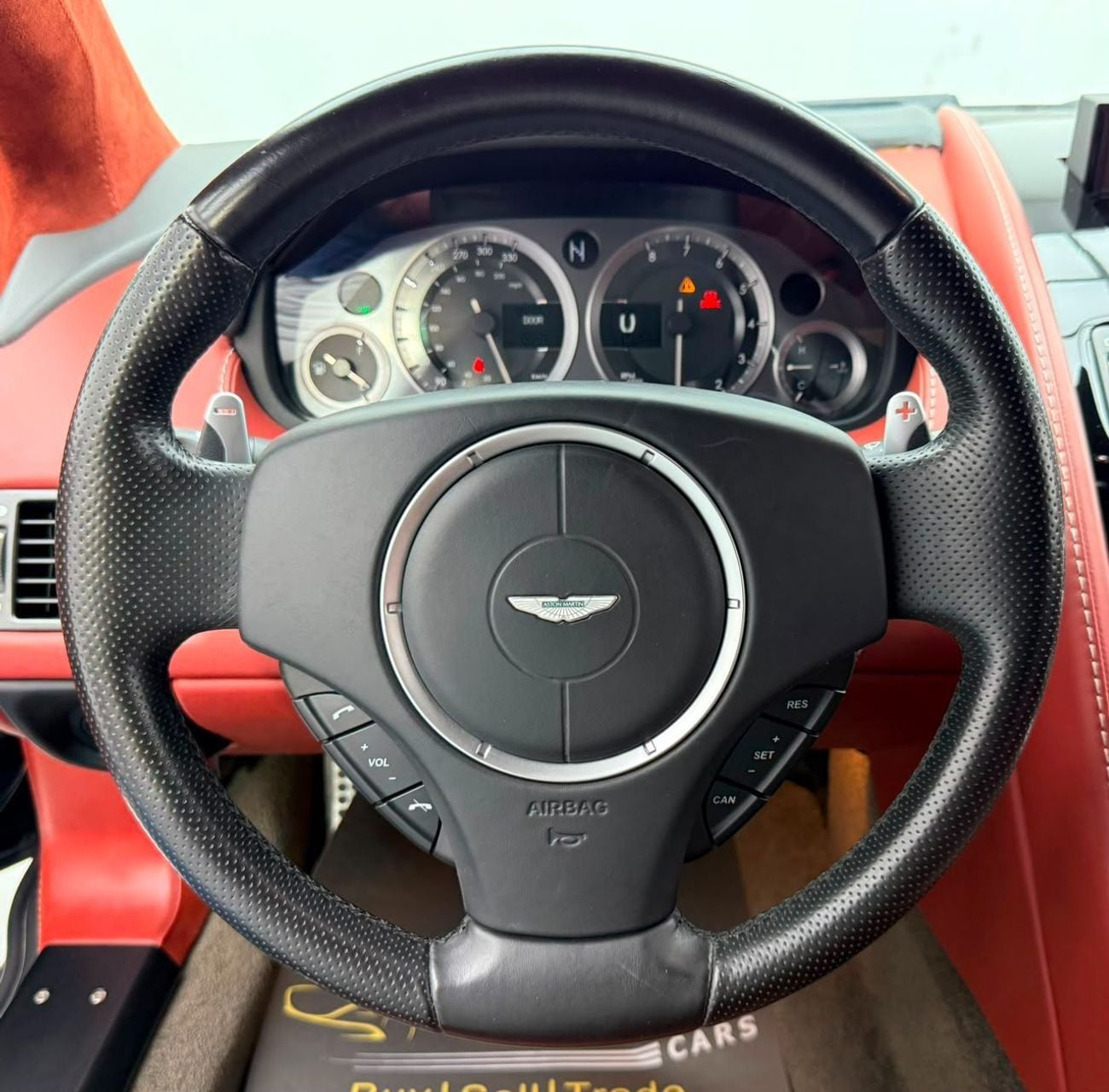أستون مارتن فانتيج STANDARD 2014 Aston Martin Vantage V8, Service History, Fully Loaded, Excellent Condition, GCC