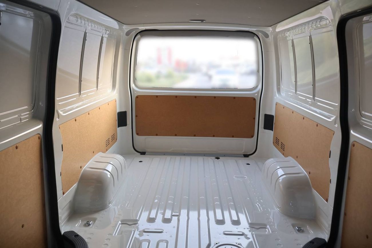 Toyota Hiace DLS - STD ROOF