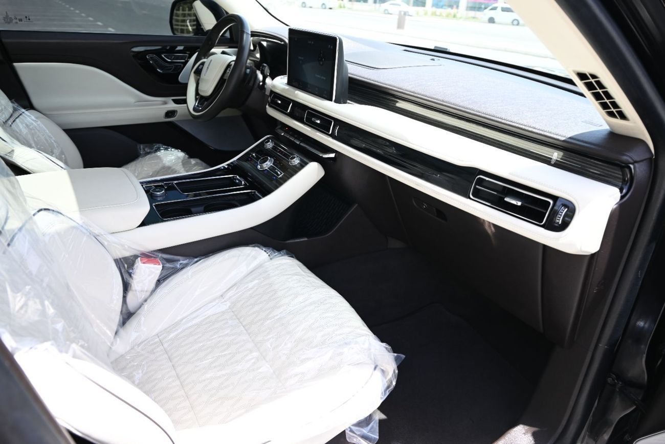 Lincoln Aviator Presidential 3.0L