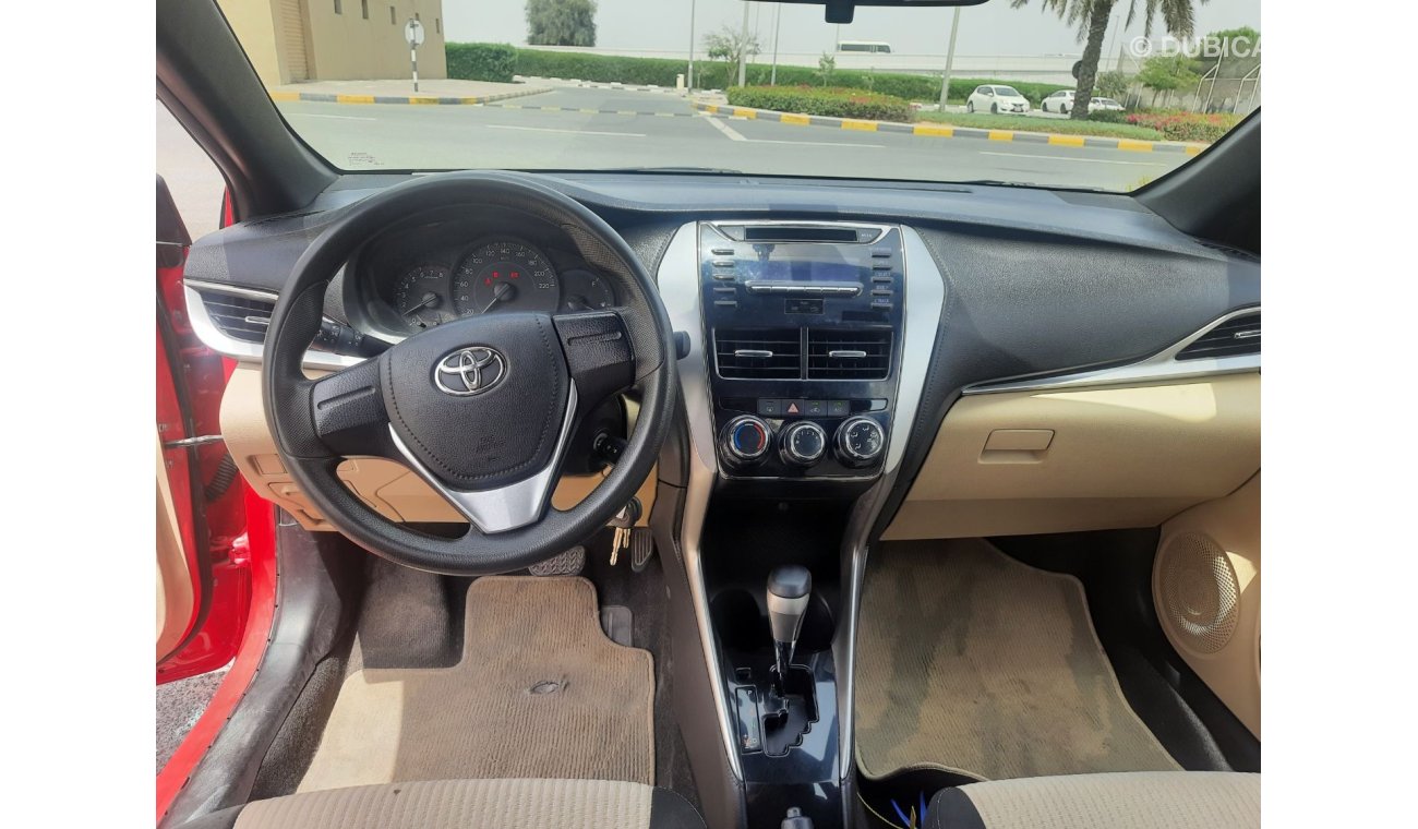 Toyota Yaris SE Toyota Yaris 2019 gcc very celen car