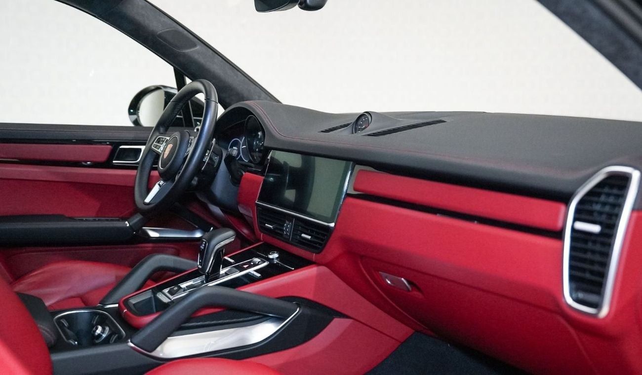 بورش كايان Turbo - AED 6,094 P/M - 2 Years Warranty