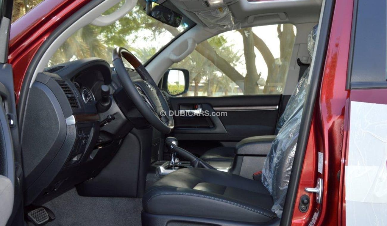 Toyota Land Cruiser Platinum Edition V8