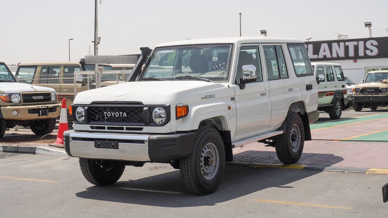 Toyota Land Cruiser 70 LX 2.8L Diesel A/T