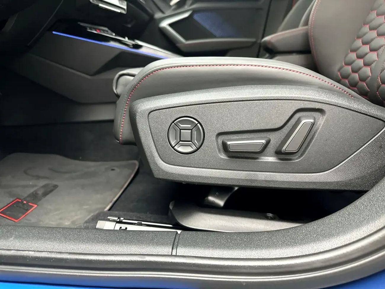 Audi RS3 Sedan 400hp (Ref# 03983)