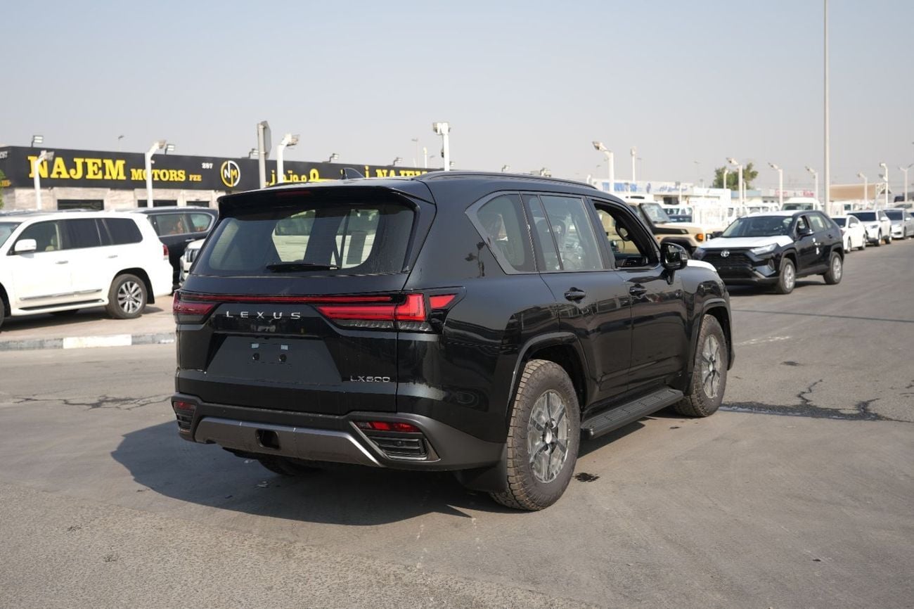 لكزس LX 600 SIGNATURE