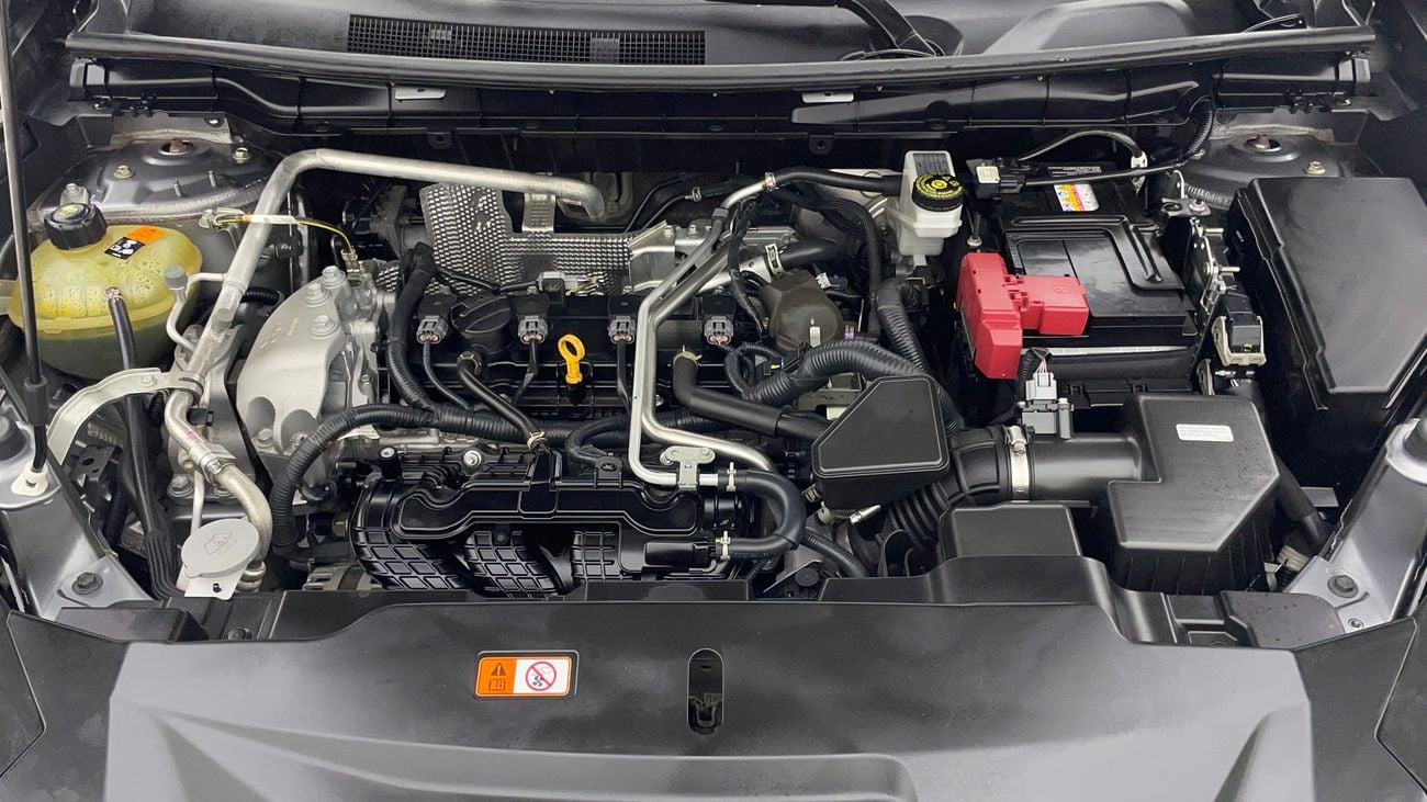 Mitsubishi Outlander 2.5L GLX Mid Line 2023 GLX MID LINE | AED 1049/Month | 0 DP | 30 Day Return | Warranty | Service His