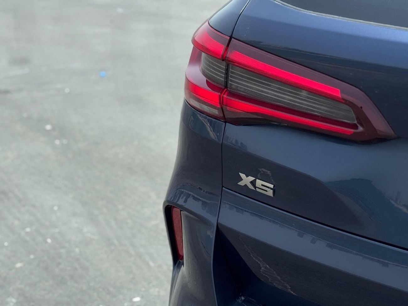 بي أم دبليو X5 M50i EXCLUSIVE
