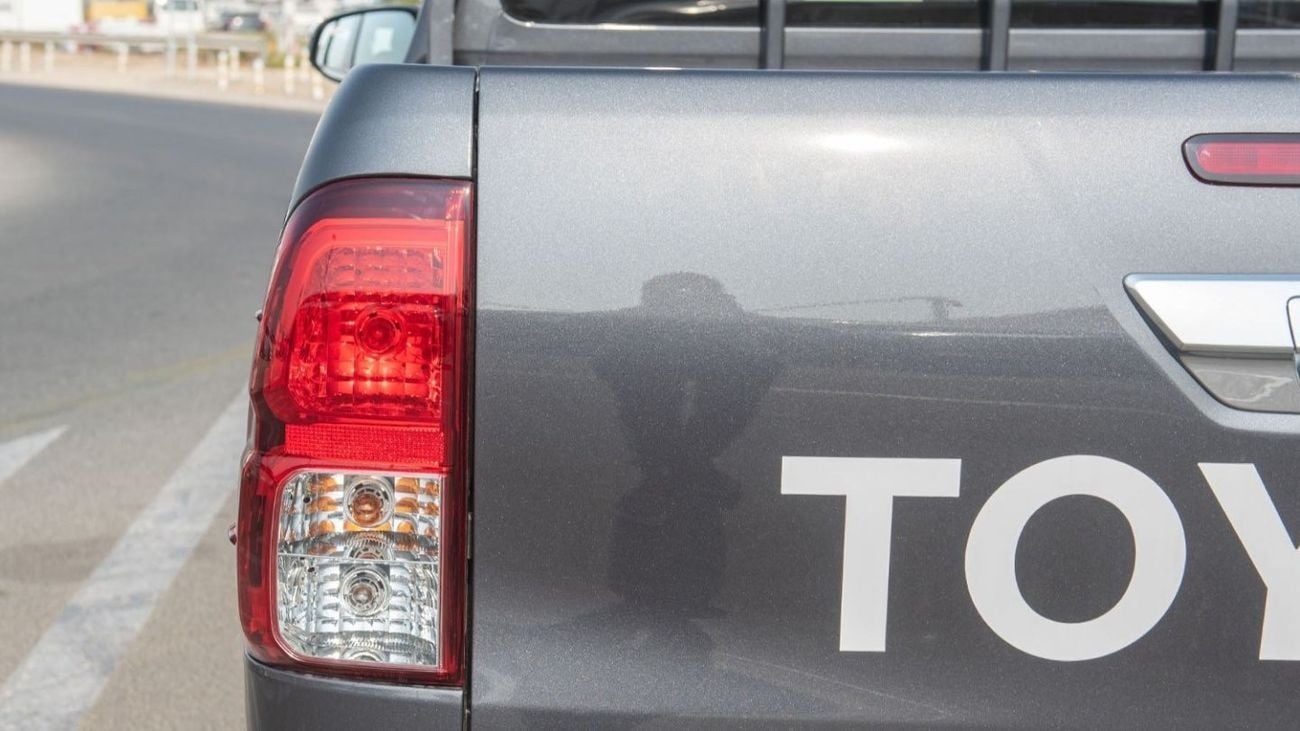 Toyota Hilux HILUX 2.4L AT DIESEL