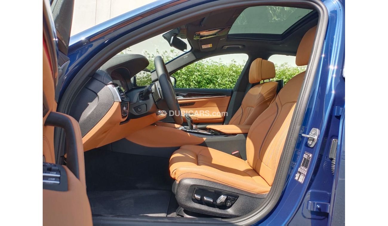 بي أم دبليو 530i لاكجري M سبورت باكج