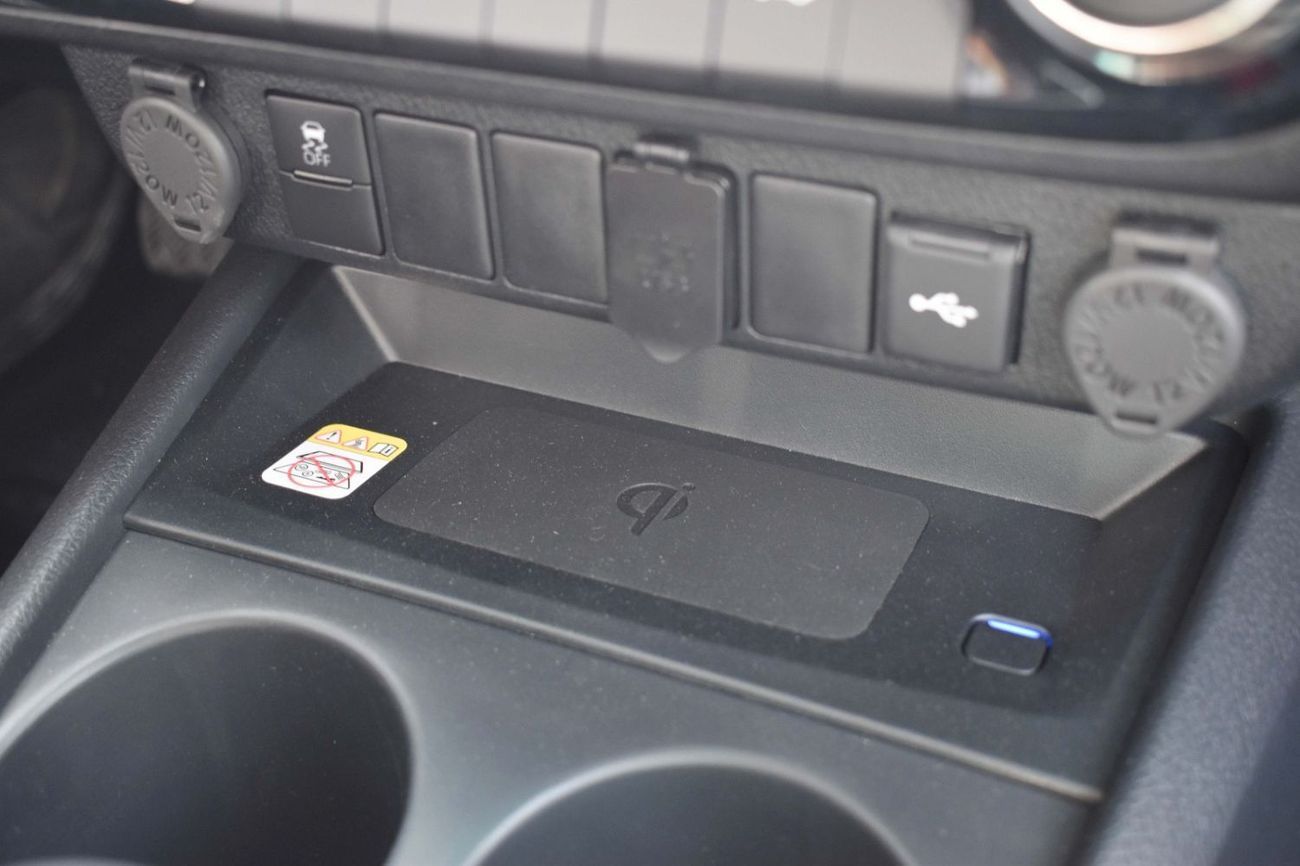 Toyota Hilux Toyota Hilux SR5, Double cab, 2.7L Petrol - 2025