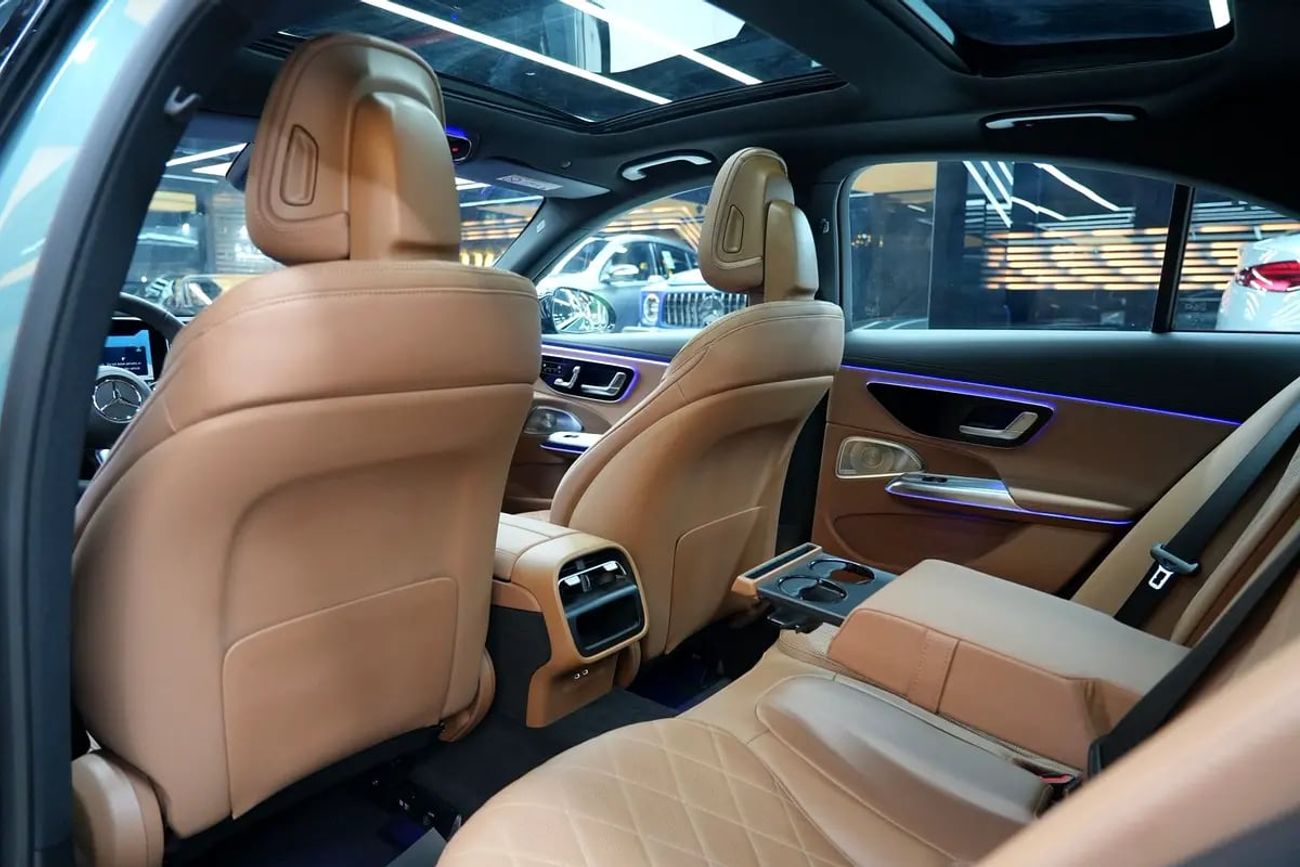 Mercedes-Benz E300 E 300 | GCC 0km | Agency Warranty | AMG Package