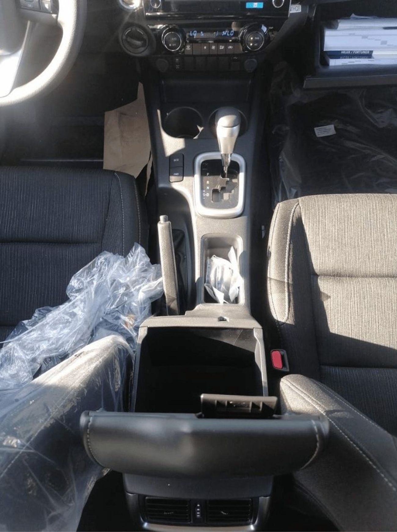 تويوتا هيلوكس ECT0129 - 2025 Toyota Hilux DC GLX - 2.4L Diesel Auto Grey