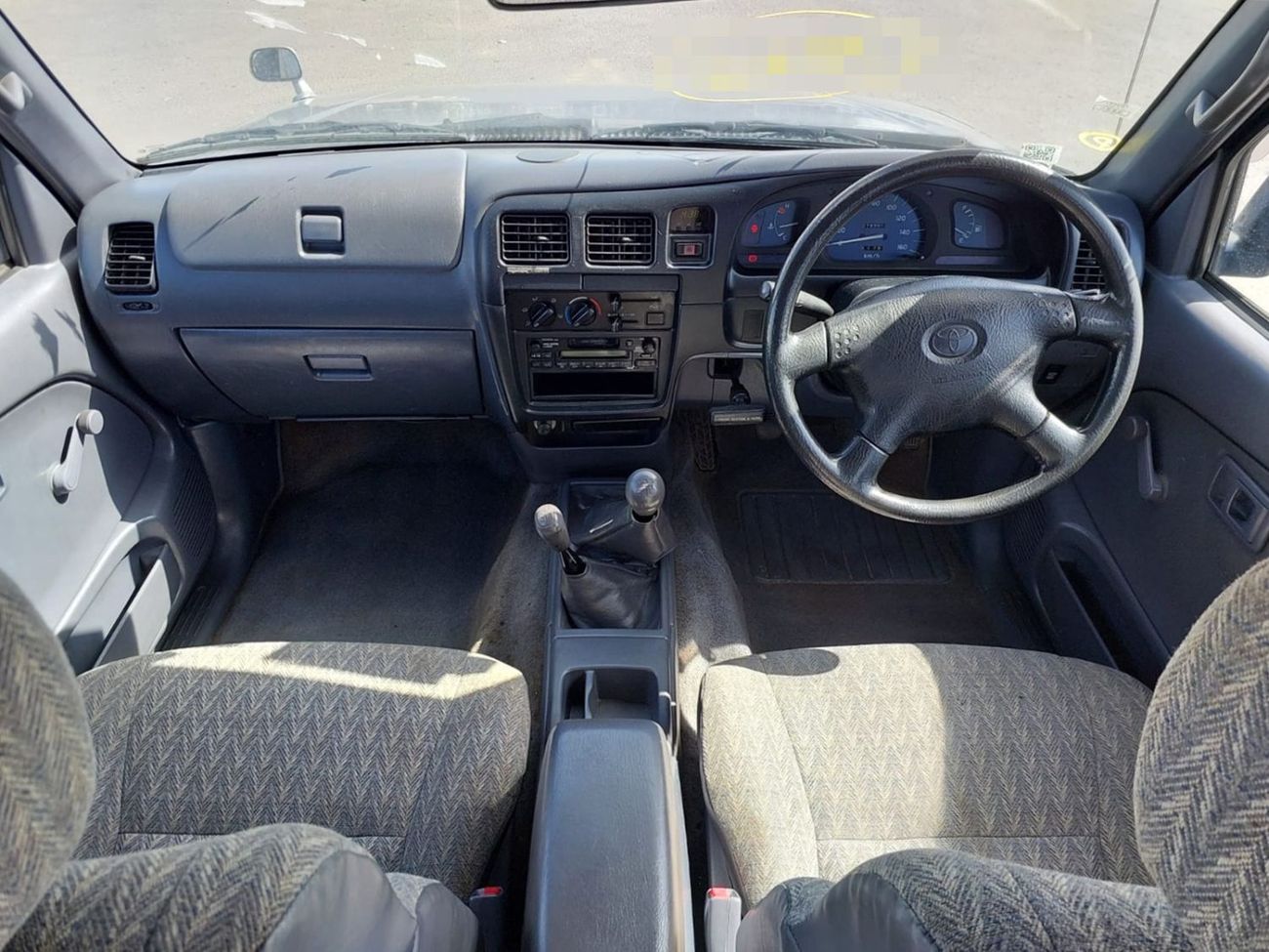 Toyota Hilux TOYOTA HILUX PICKUP RHD 2002 MODEL 3.0 L DIESEL MANUAL(PM26271)