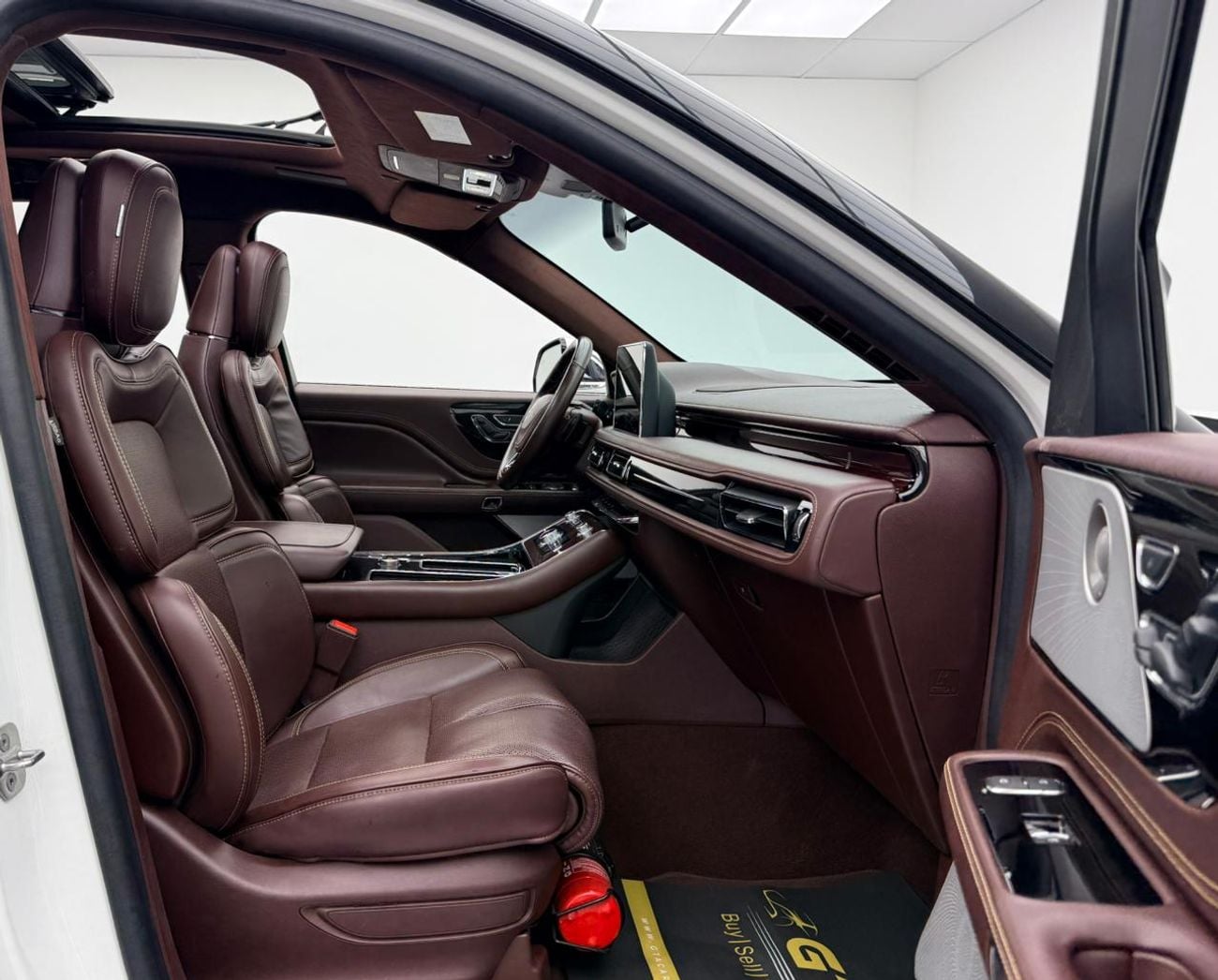 لينكولن أفياتور 2021 Lincoln Aviator Presidential, 2028 Lincoln Warranty, 2026 Lincoln Service Pack, 7 Seater, GCC