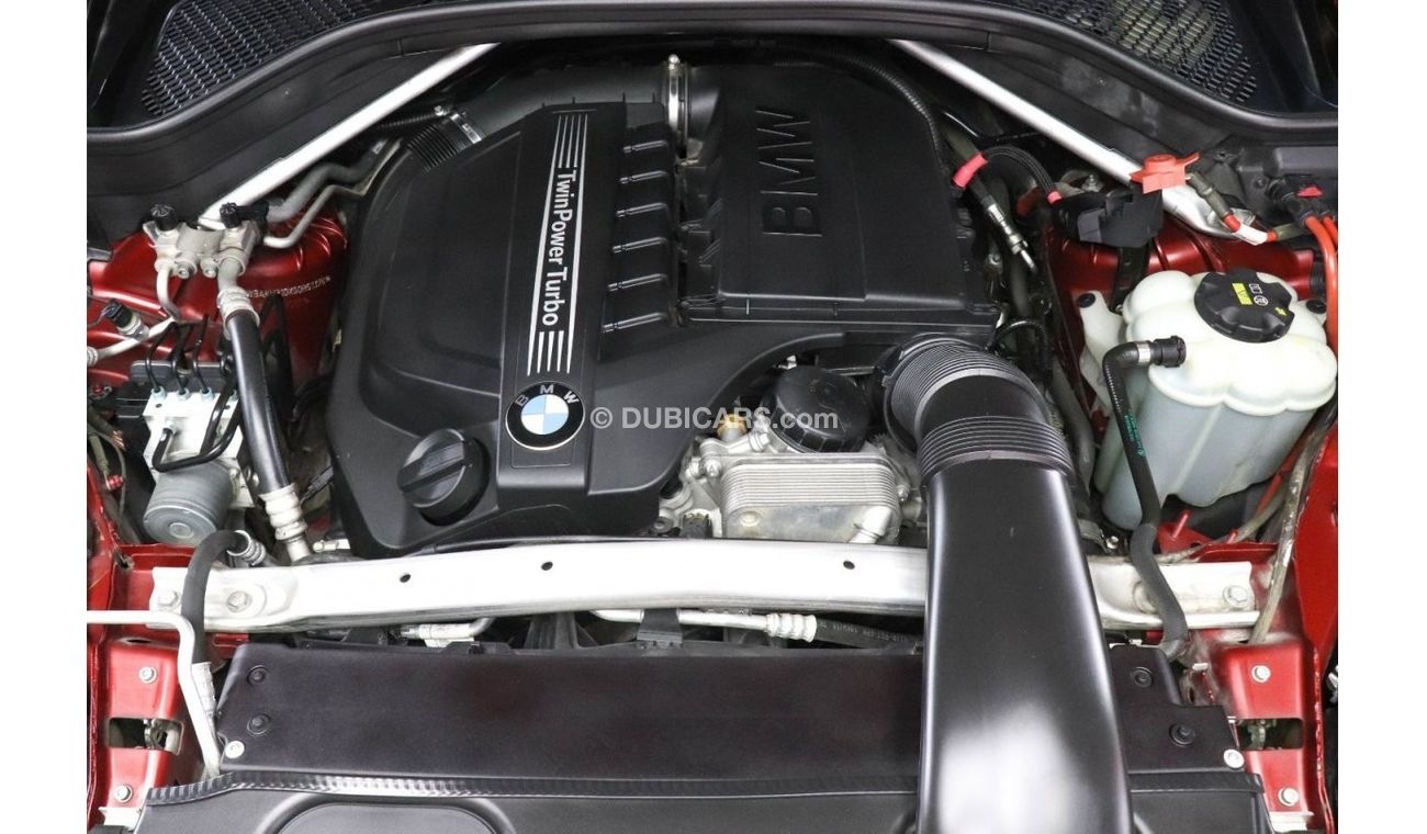 بي أم دبليو X6 BMW X6 X-Drive 35i M-Sport 2016 GCC under Warranty