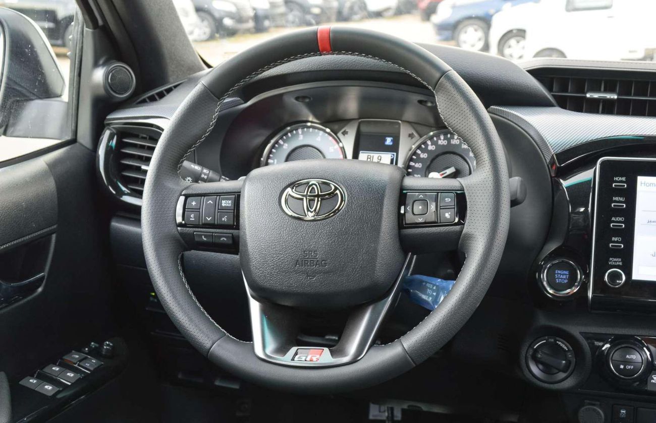 تويوتا هيلوكس TOYOTA HILUX GR 2.8L 4WD 4DOOR AT PICKUP 2024