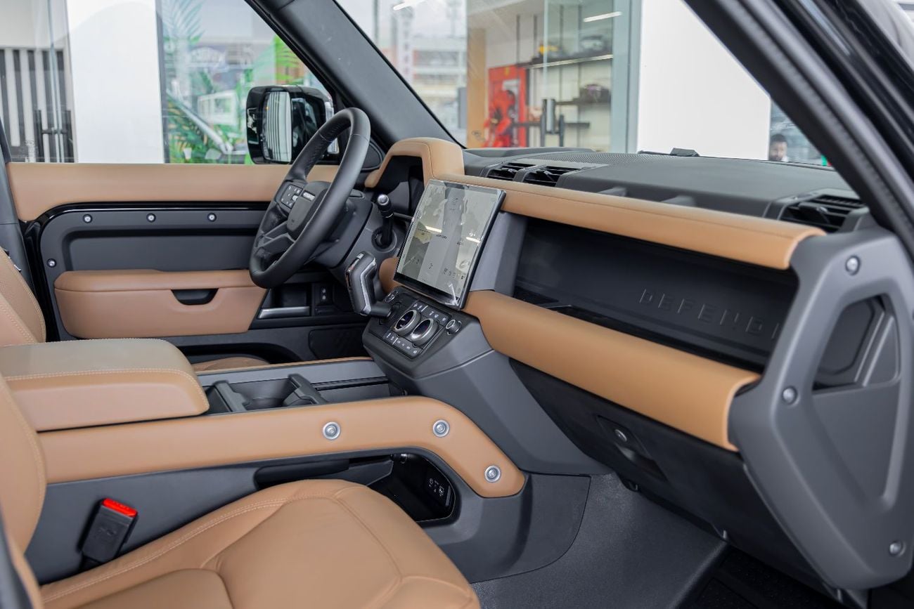 Land Rover Defender Land Rover Defender | 110 X-Dynamic SE (P400) | GCC Specs | 2026 (Export)