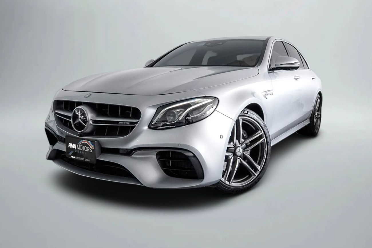 Mercedes-Benz E 63 AMG Std 5.5L