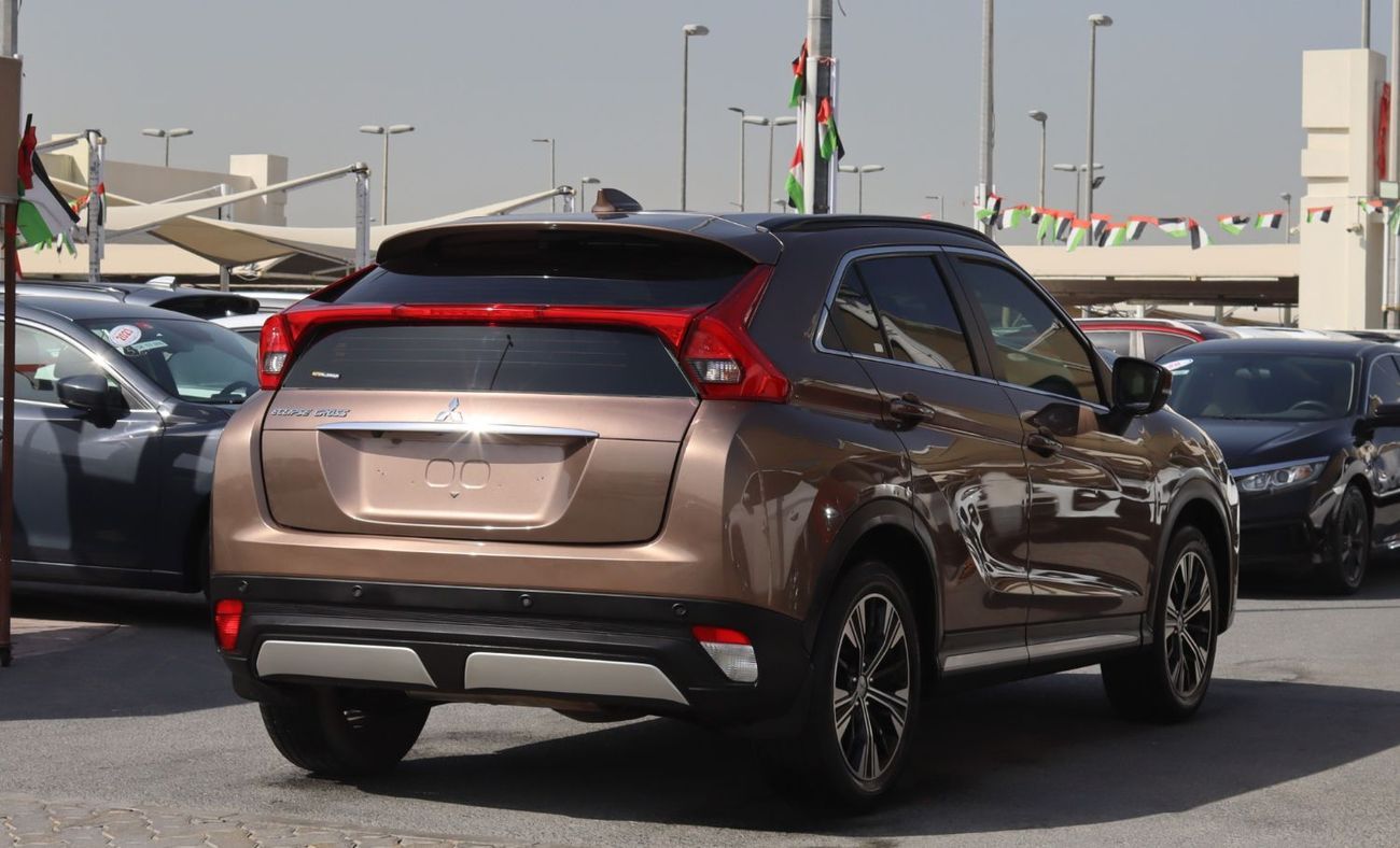 ميتسوبيشي إكلبس كروس ميتسوبيشى إكلبس كروس 2020 - خليجى - بدون حوادث - محرك.1.5L- بحاله ممتازه