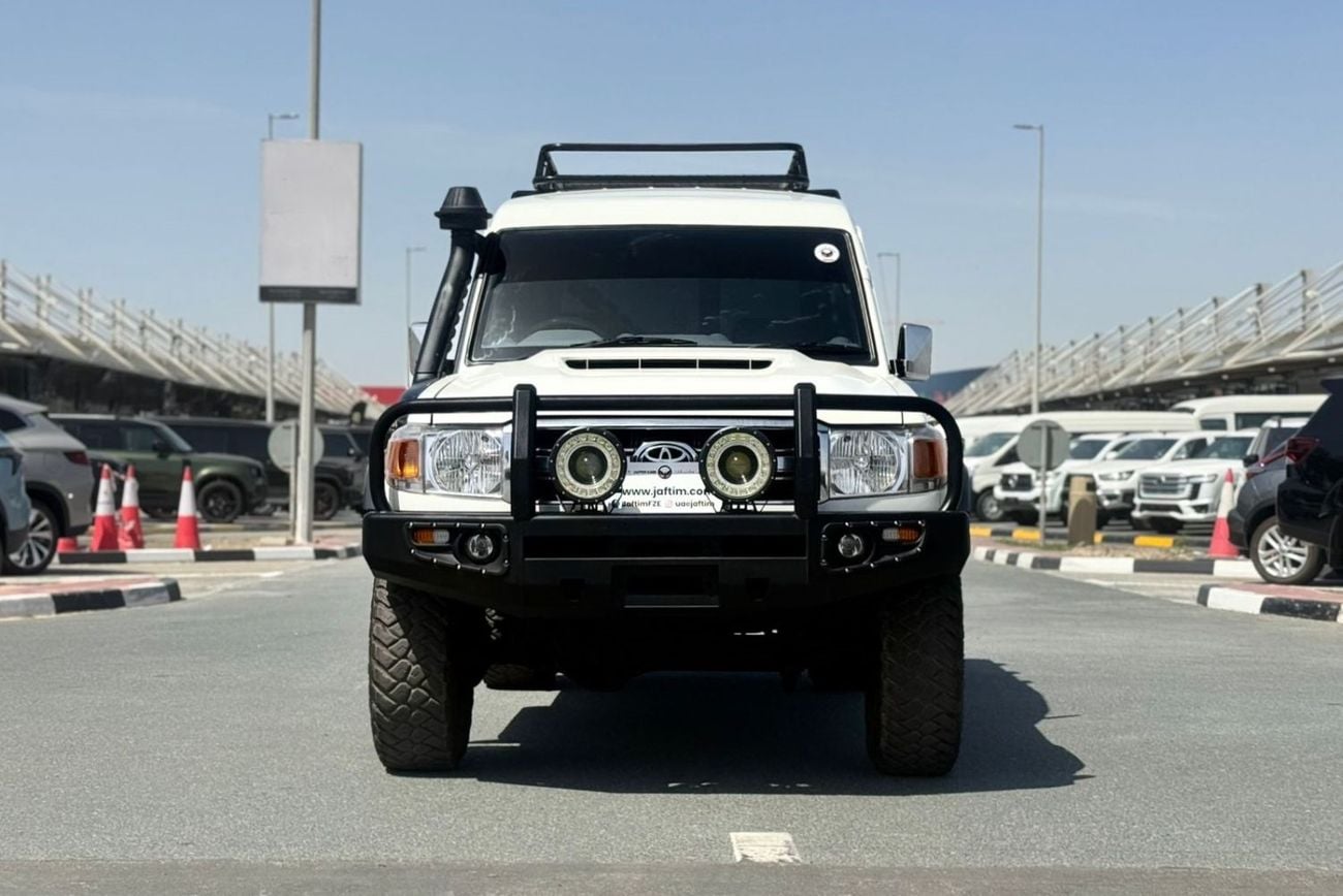 Toyota Land Cruiser 2018 | 3.2L DIESEL | MT | RHD | HEAVY BULL BAR WITH LED LIGHTS | HEAVY ROOF RACK | AIR SNORKEL