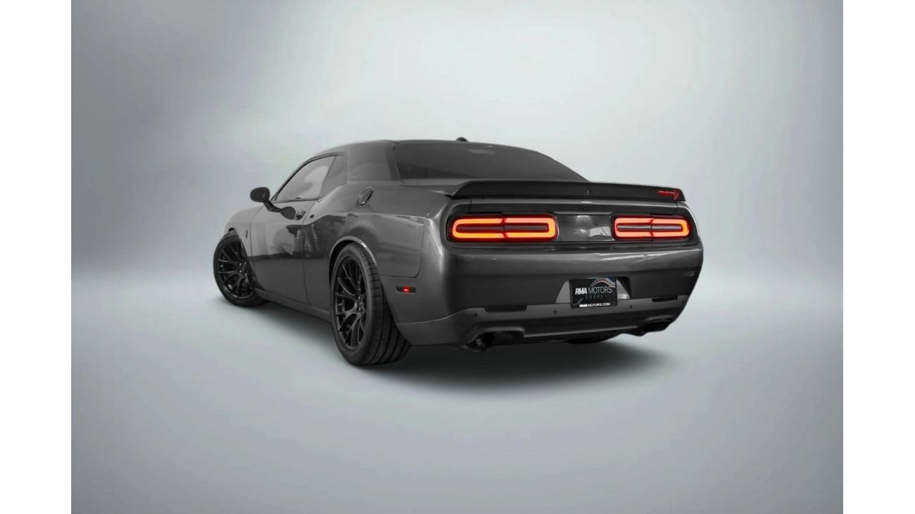 دودج تشالينجر SRT هيلكات 2015 Dodge Challenger Hellcat V8 707Bhp / Full-Service History