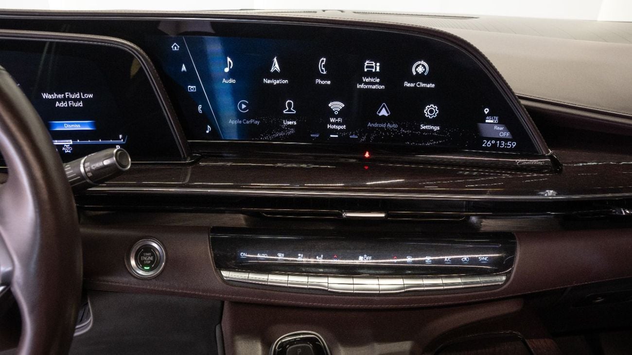 كاديلاك إسكالاد 2021 | VIP SEAT | FULL OPTION | GCC SPECS | PERFECT CONDITION