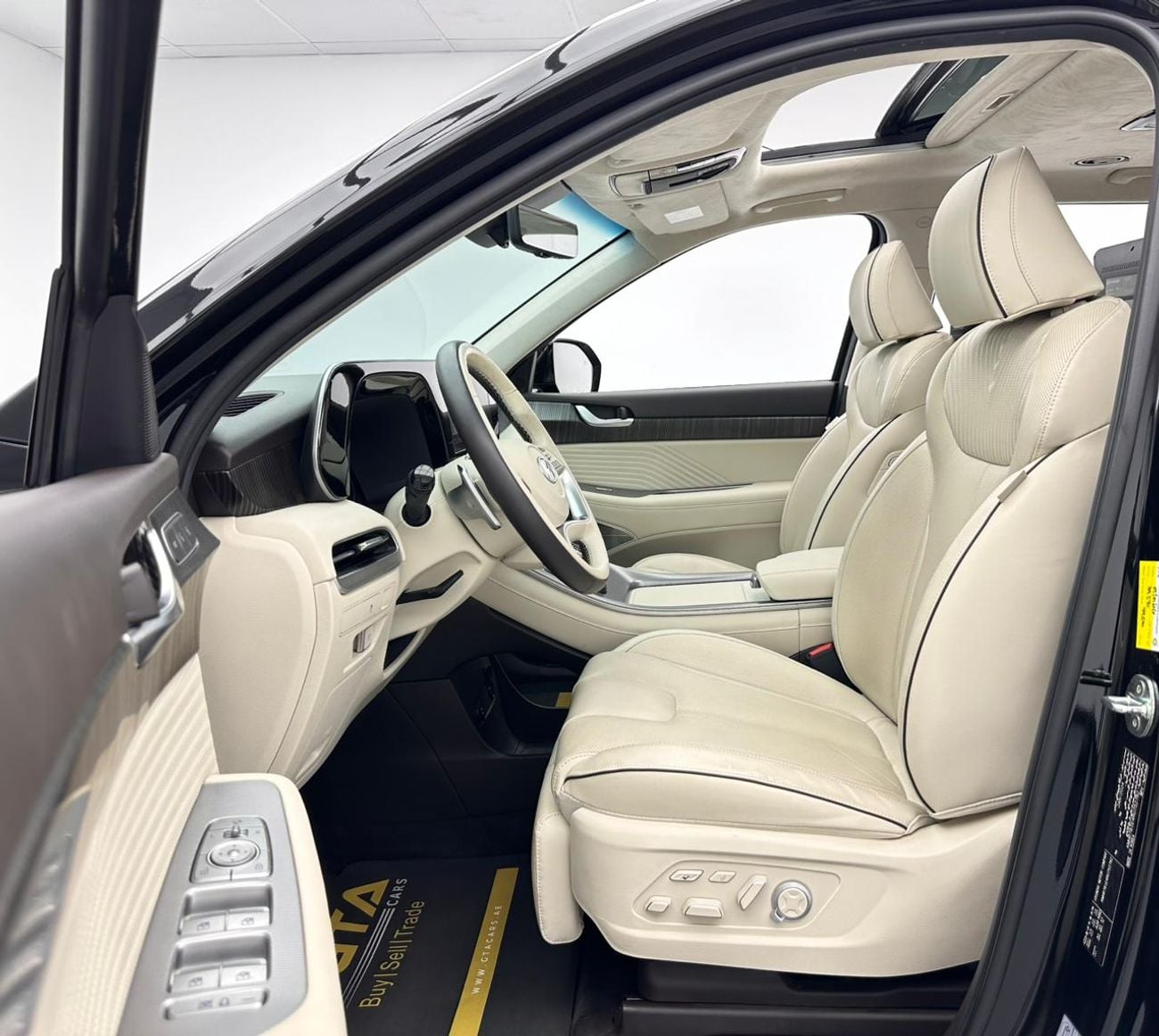 Hyundai Palisade 2024 Hyundai Palisade Premium Plus, April/2029 Hyundai Warranty, Hyundai Full Service History, GCC
