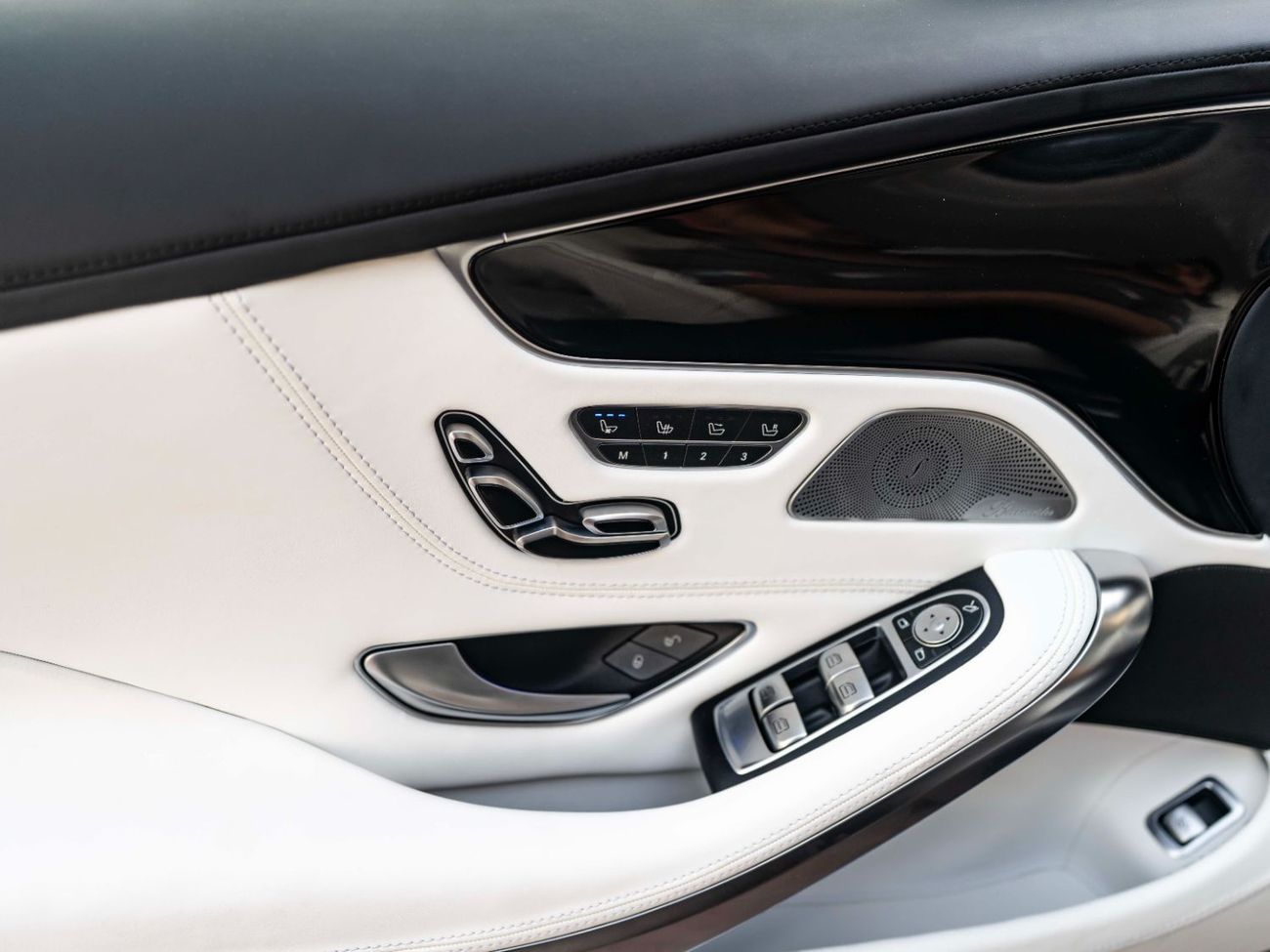 Mercedes-Benz S 63 AMG Coupe S63 AMG Convertible